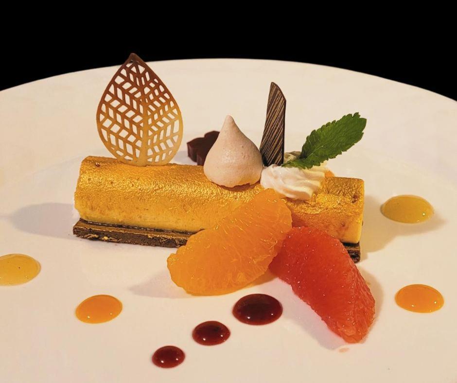 Reves Gourmands, Hotellerie & Gastronomie Vernayaz Екстер'єр фото